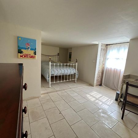 Bed & Breakfast Elisabeth Saint-Matré エクステリア 写真